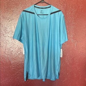 Nike Men's Blue Athletic Shirt